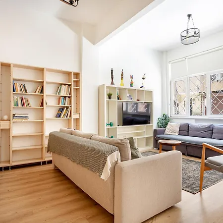 Istanbul'un Tarihi Boelgesi'nde Modern Konforlu Apartament *